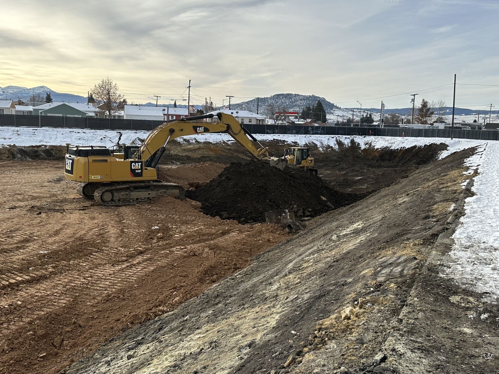 Dig up the last shovelful of Parrot Smelter waste